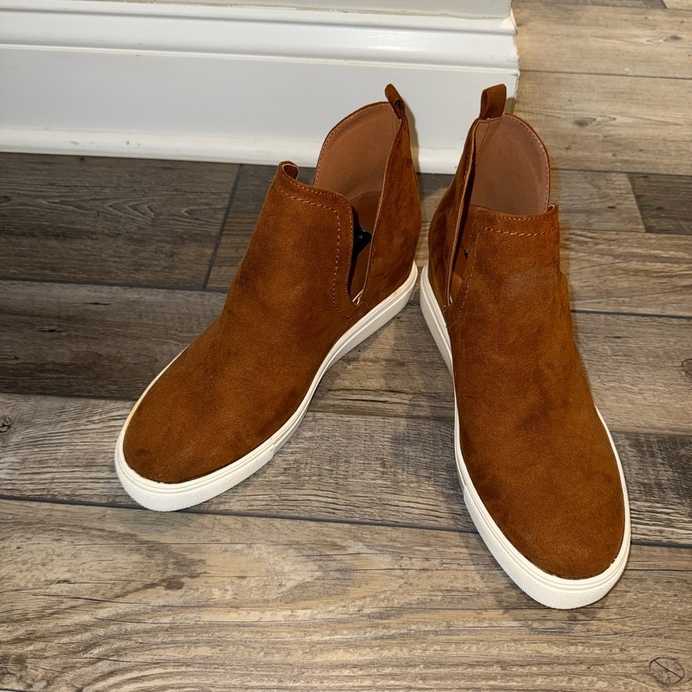 Women’s Steven Boots size 7.5 NWOB - Picture 2 of 7